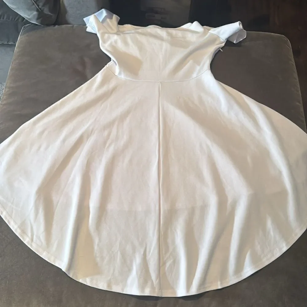 Sarin Matthew’s Women’s White Off The Shoulder High Low Dress Size M